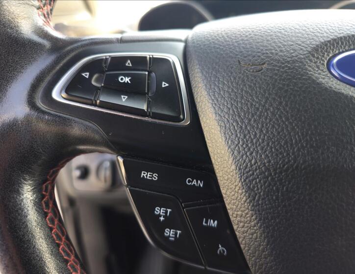 Ford Kuga 17