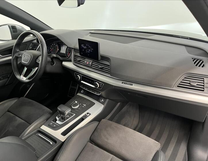 Audi Q5 23