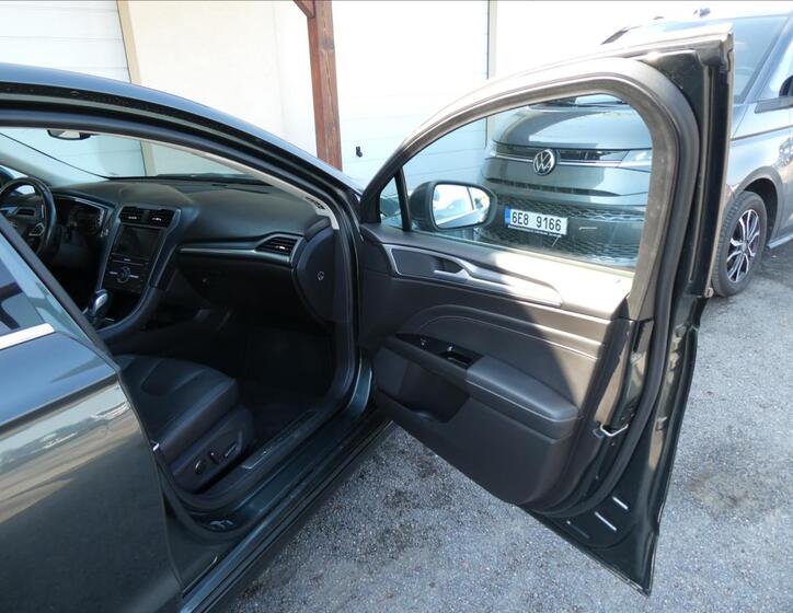 Ford Mondeo 21