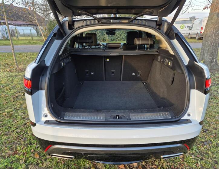 Land Rover Range Rover Velar 12
