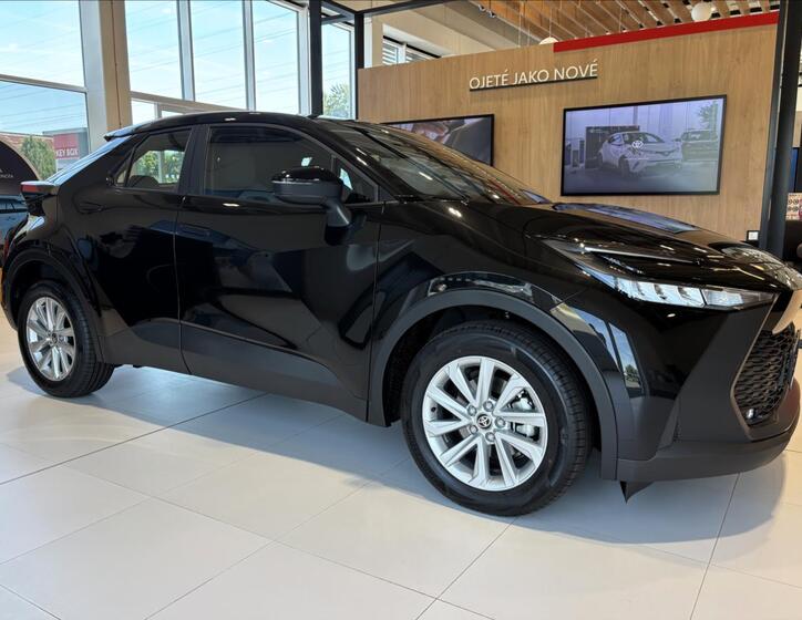 Toyota C-HR 7