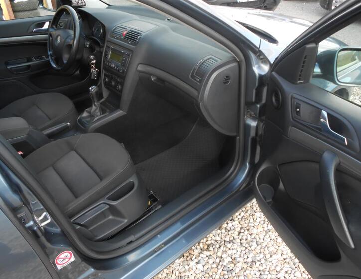 Škoda Octavia 19