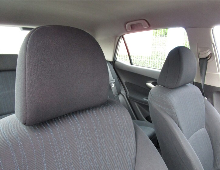 Toyota Auris 18