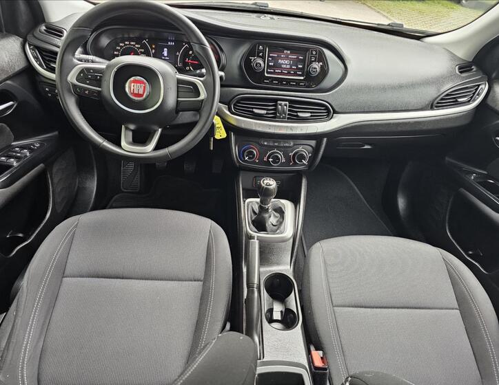 Fiat Tipo 16