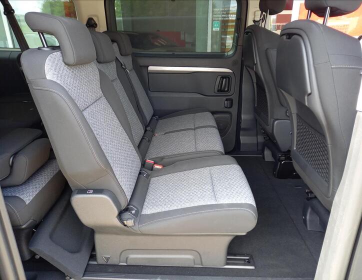 Toyota ProAce Verso 9