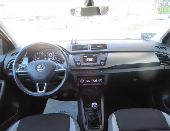 Škoda Fabia 10