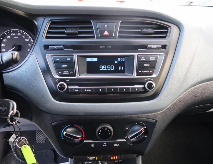 Hyundai i20 14