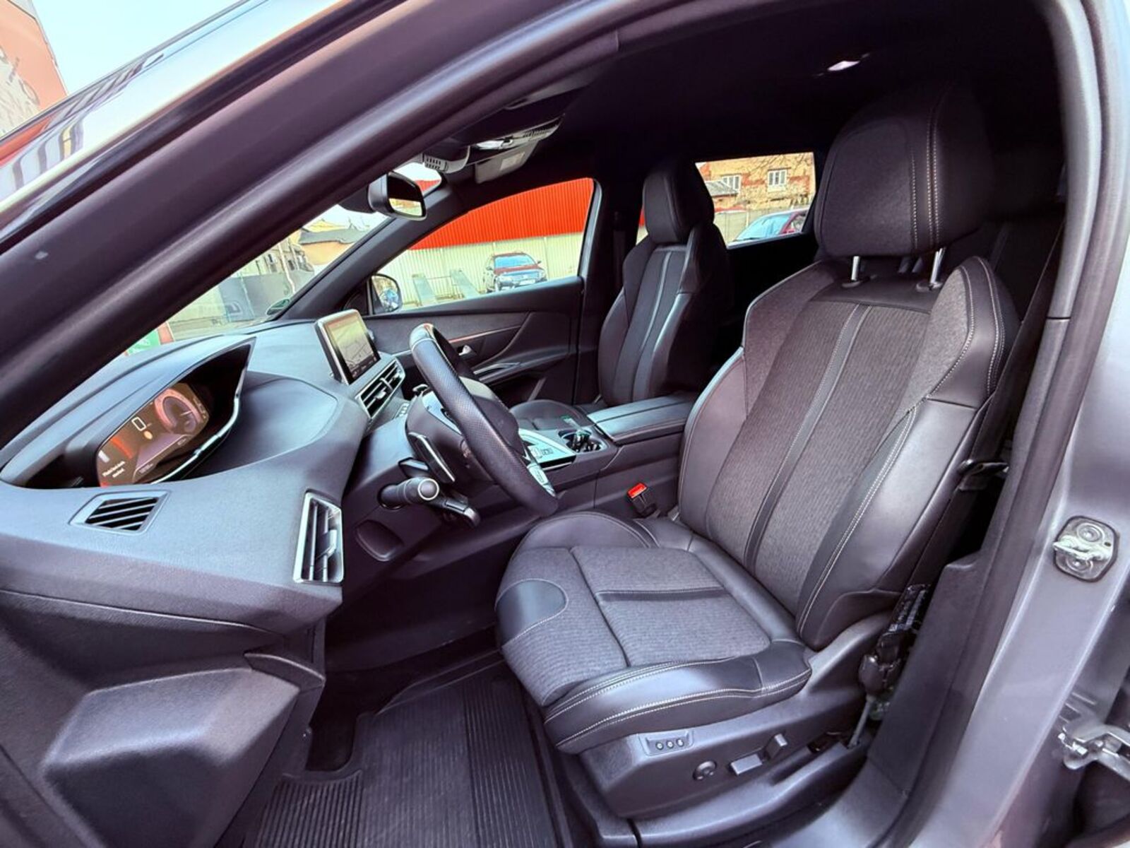 Peugeot 5008 15