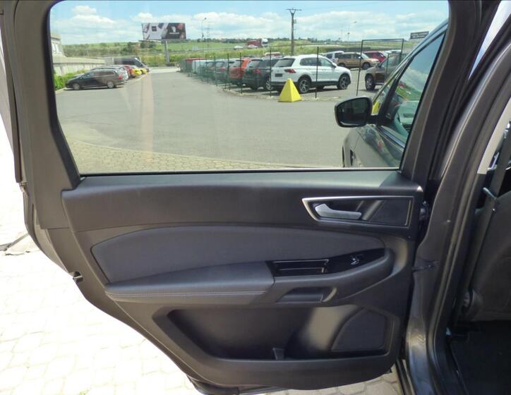 Ford S-MAX 44