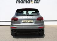 Porsche Cayenne 6