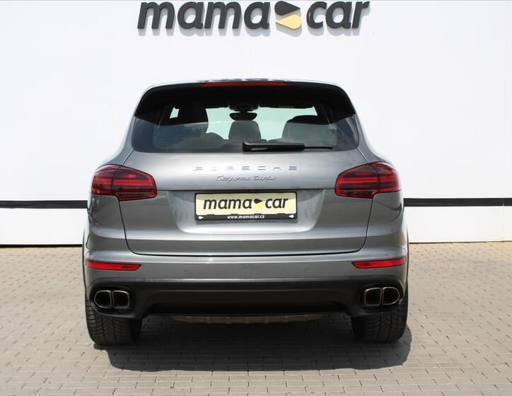 Porsche Cayenne 6