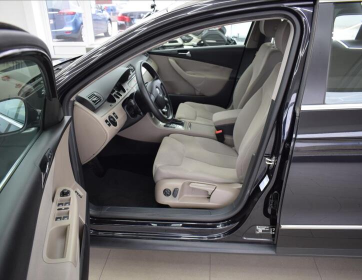 Volkswagen Passat 10