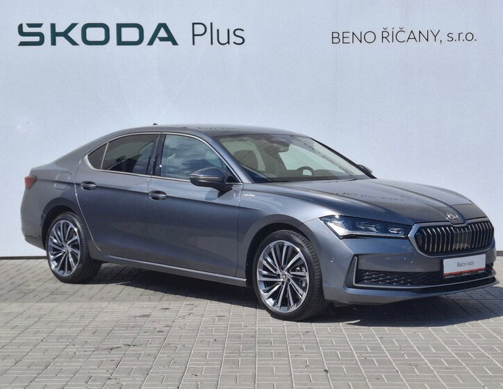 Škoda Superb 14
