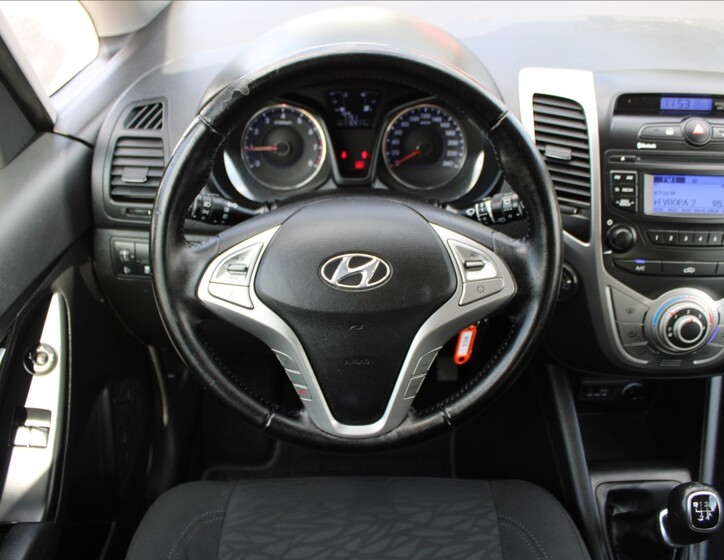 Hyundai ix20 10