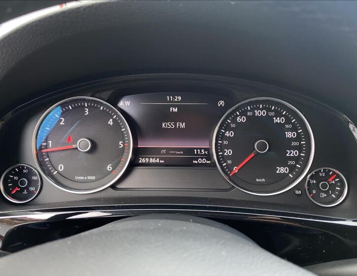 Volkswagen Touareg 23