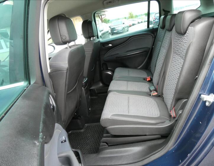 Opel Zafira 16