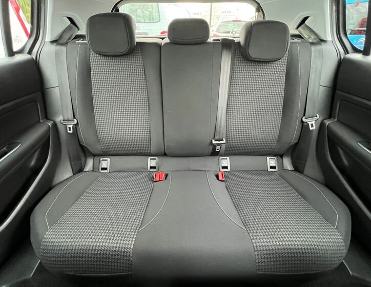 Peugeot 308 7