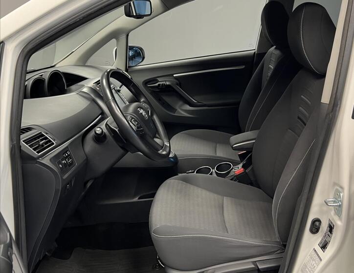 Toyota Verso 7