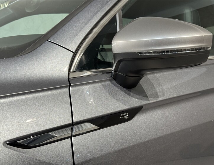 Volkswagen Tiguan Allspace 8