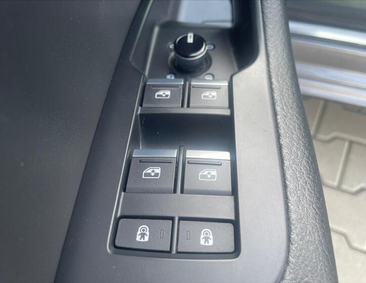 Audi A6 28