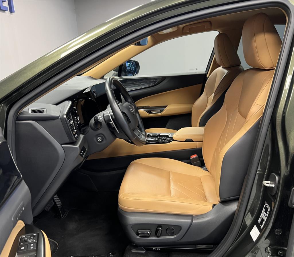 Lexus NX 450h plus