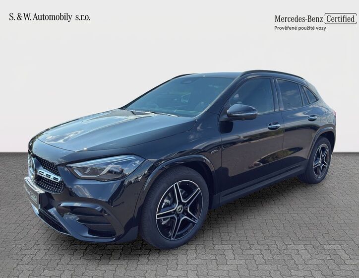Mercedes-Benz GLA 1
