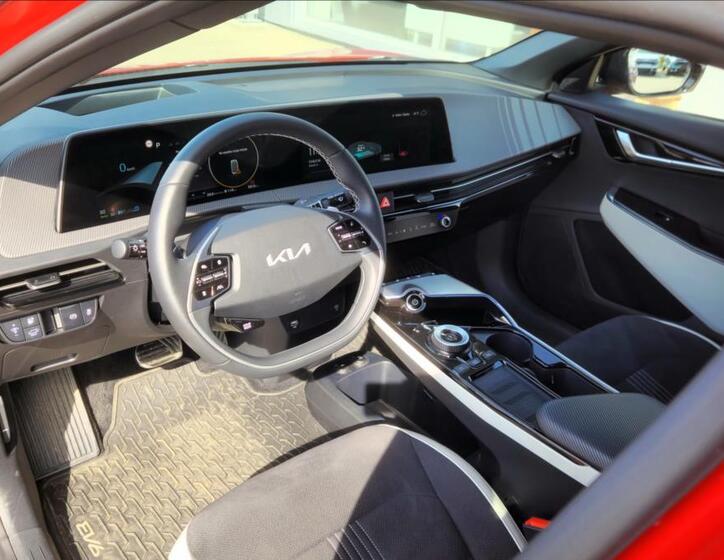 KIA EV6 12