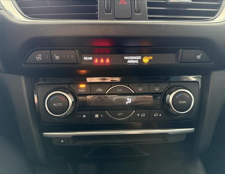 Mazda 6 17