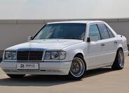 Mercedes-Benz 124 3