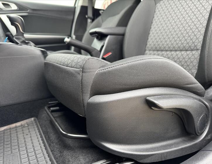 KIA Ceed 12