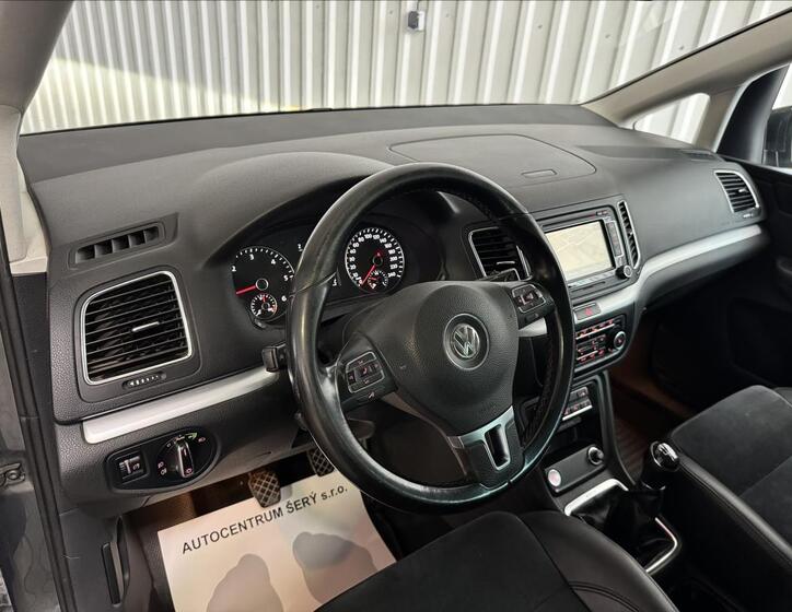 Volkswagen Sharan 16