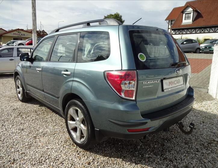 Subaru Forester 5