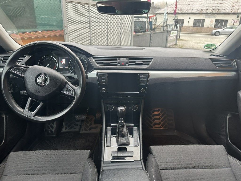 Škoda Superb
