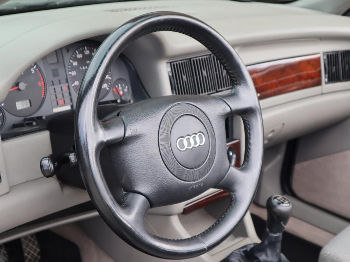 Audi 80