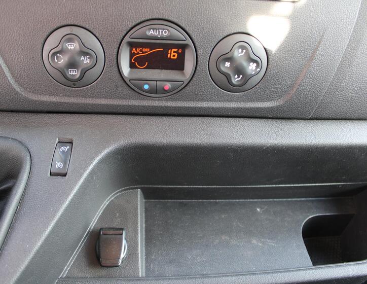 Renault Master 11