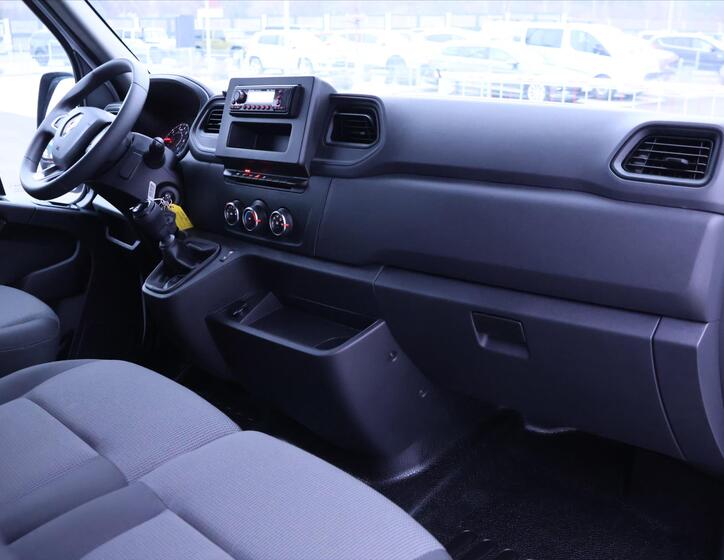 Renault Master 36