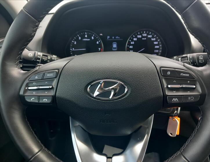 Hyundai i30 10