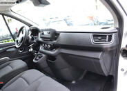 Renault Trafic 12