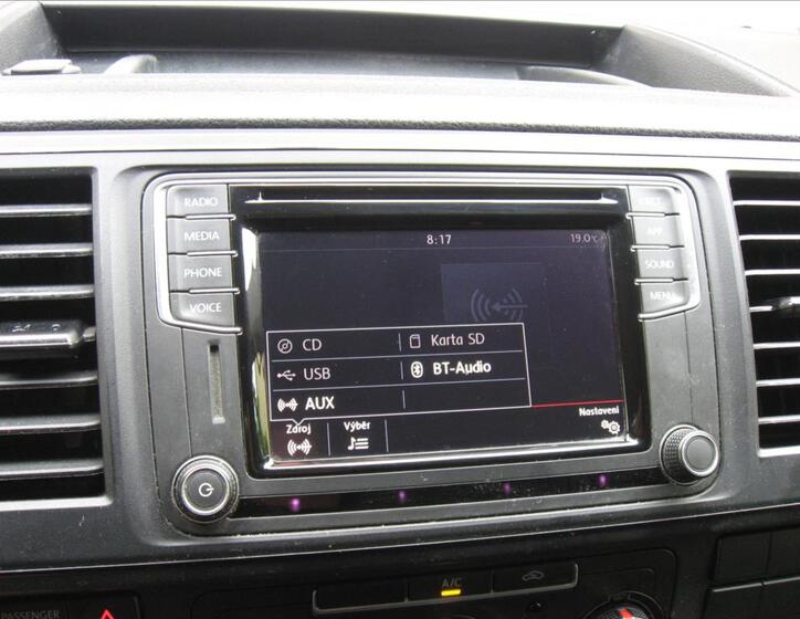 Volkswagen Transporter 24