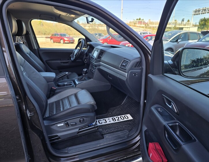 Volkswagen Amarok 14