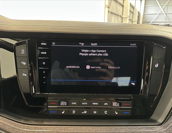 Volkswagen Touareg 12