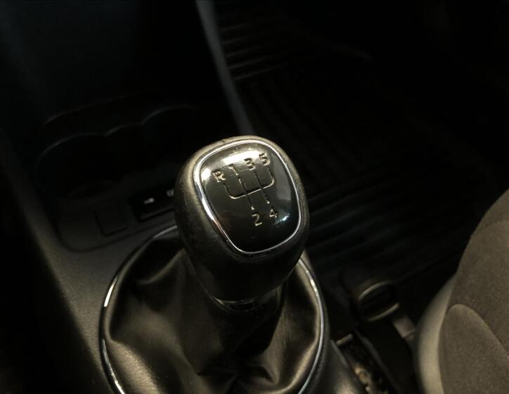 Škoda Fabia 15
