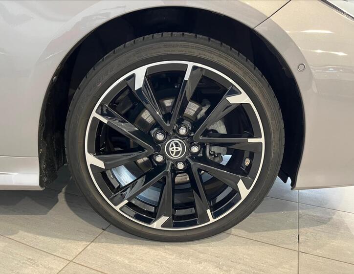 Toyota Corolla 10