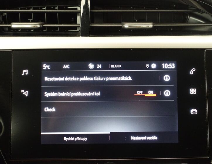 Opel Corsa 16