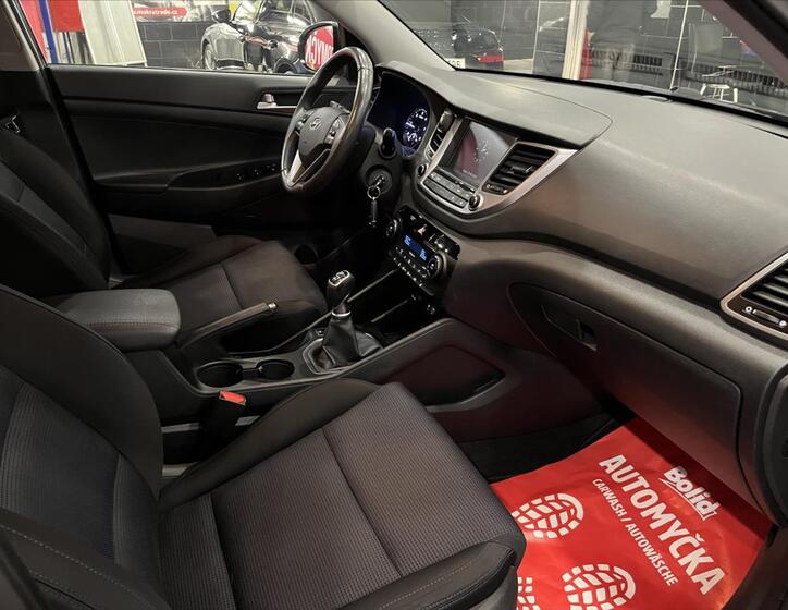 Hyundai Tucson 12