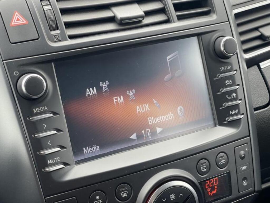 Toyota Verso 24