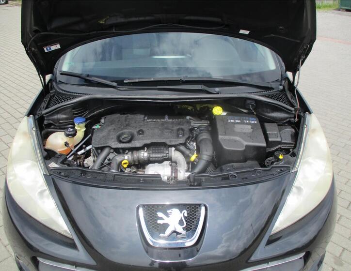 Peugeot 207 25