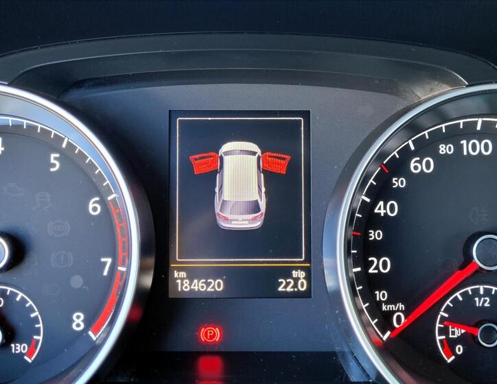 Volkswagen Golf 44