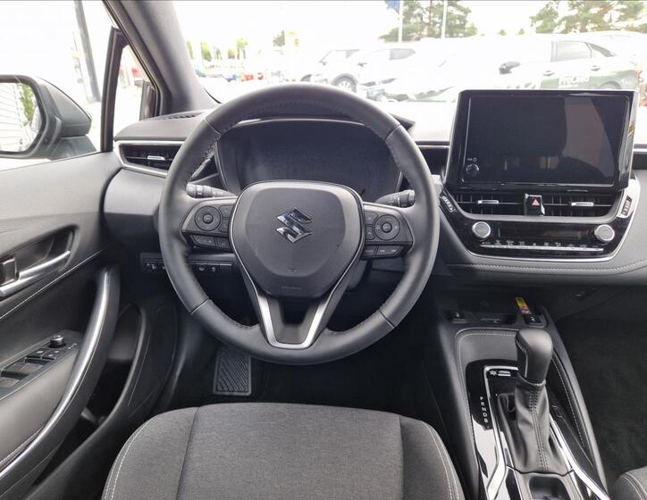 Suzuki Swace 10