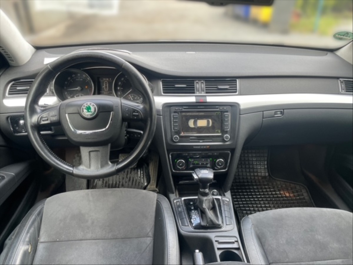Škoda Superb